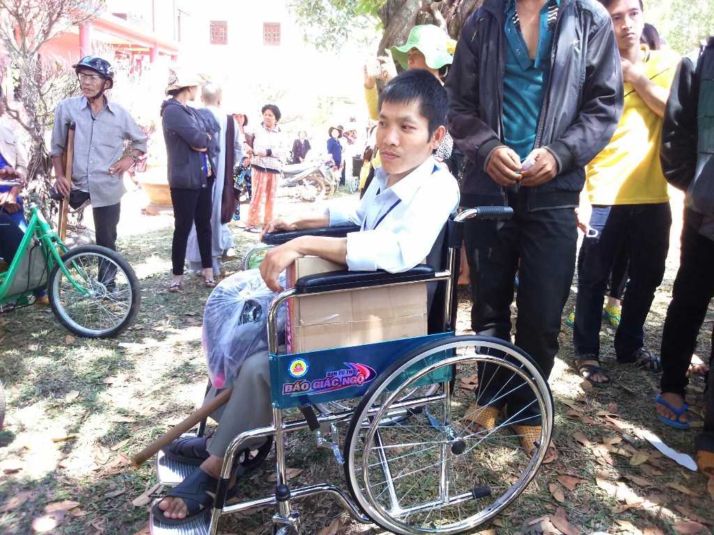 Đoàn tự thiện Tháp Tạng - ĐĐ Thích Quang Hùng