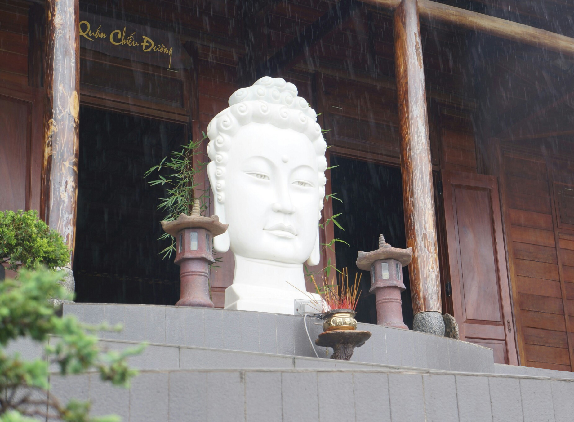 quan chieu duong chua linh quy phap an loc thanh