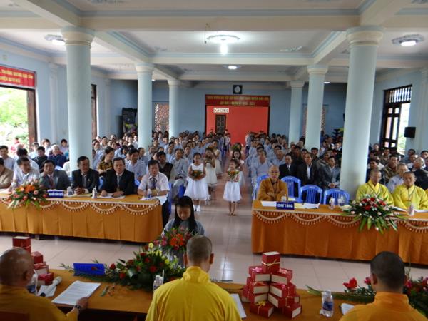 dai hoi dai bieu chua hoa nghiem